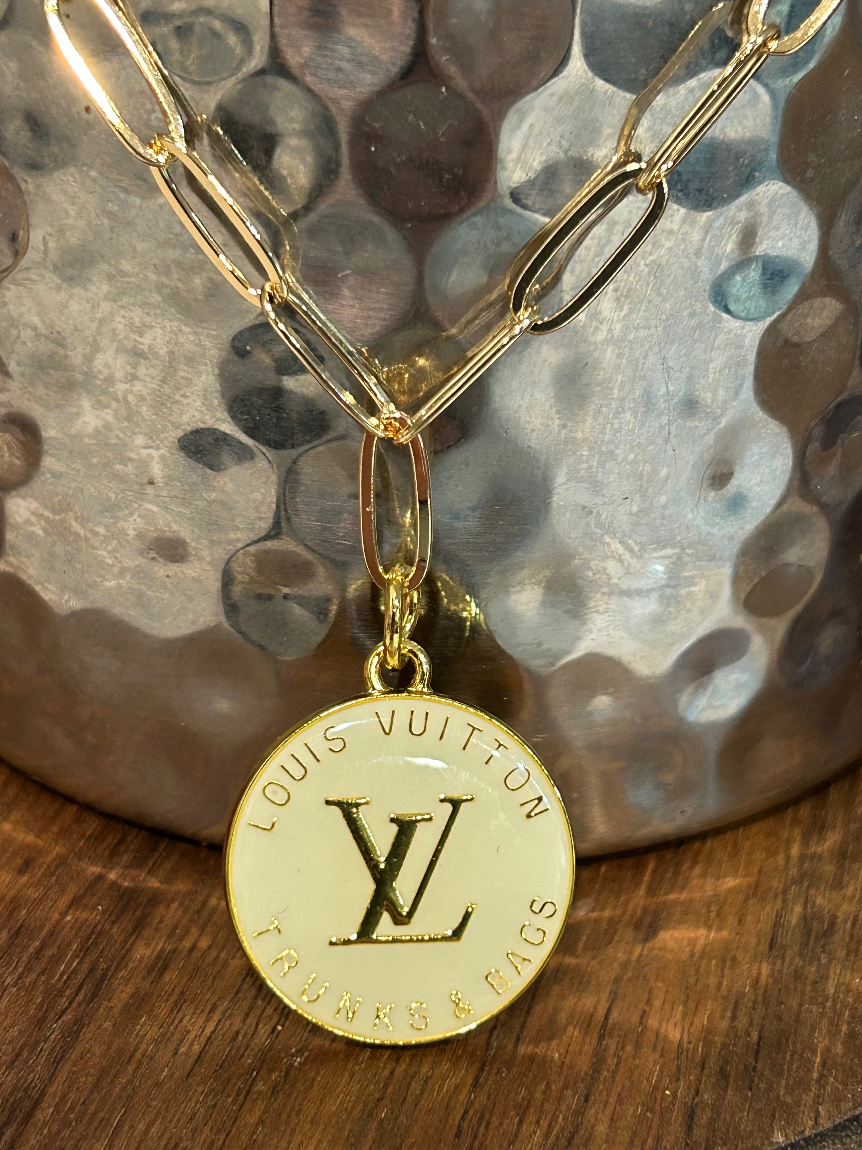 Off-White Round Logo